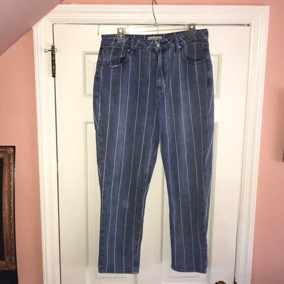 Jeans - Picture 4 of 4